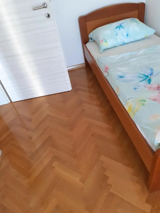 דירה Rubesi Apartmani Subasic