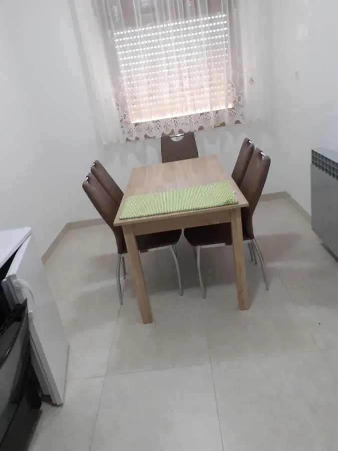 דירה Rubesi Apartmani Subasic קרואטיה